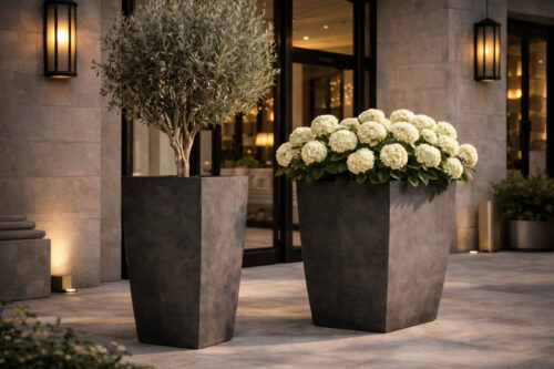 Aosta Tall planter