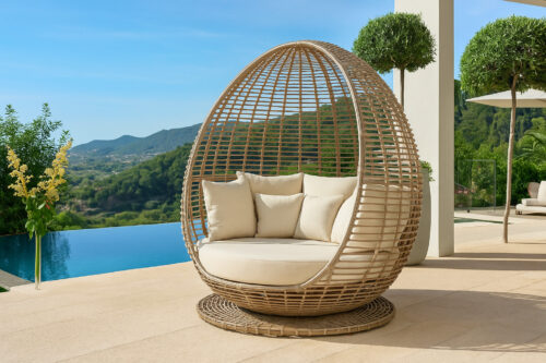 Cocoon Luxe Daybed